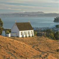 Senior Stroll: Old St. Hilary's
