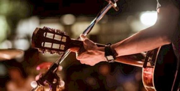 Acoustic Weekends at the Village at Corte Madera